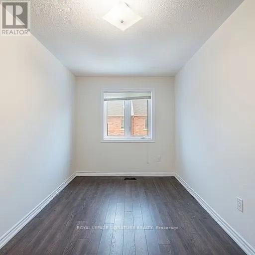 31 Shiff Crescent, Brampton, Ontario  L6Z 0H6 - Photo 11 - W12485895