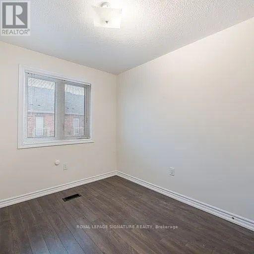 31 Shiff Crescent, Brampton, Ontario  L6Z 0H6 - Photo 13 - W12485895