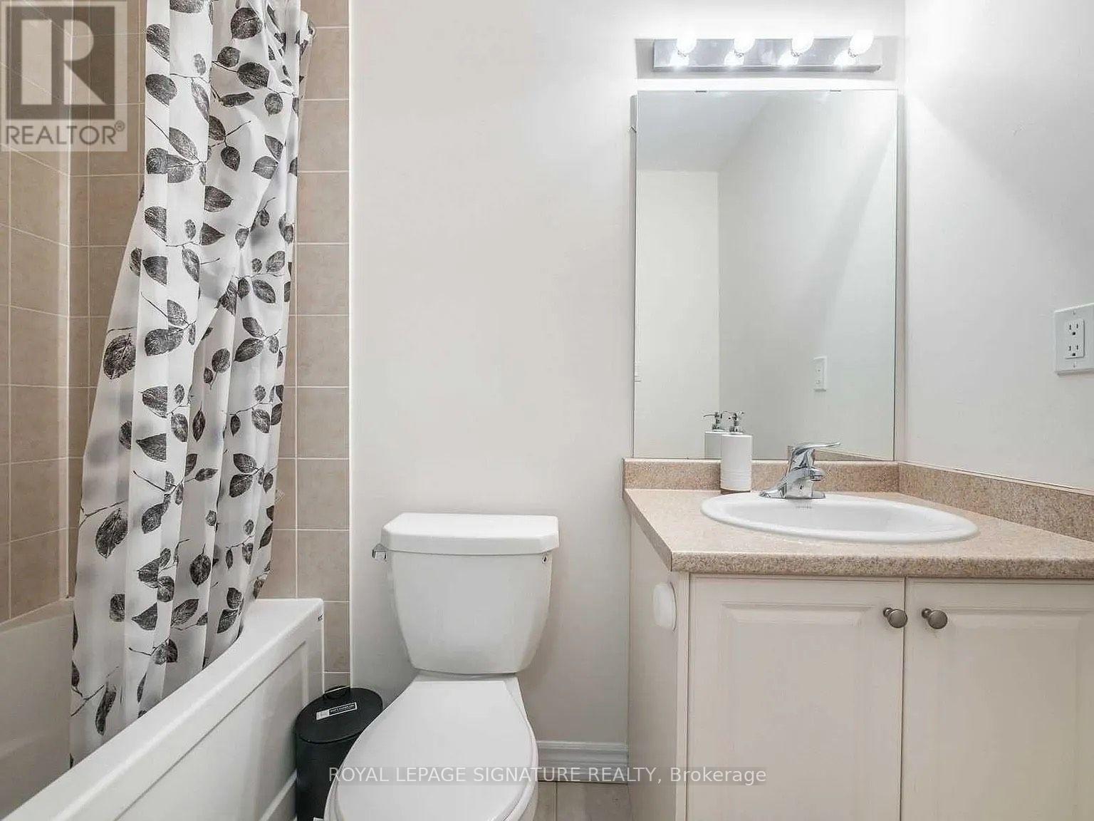 31 Shiff Crescent, Brampton, Ontario  L6Z 0H6 - Photo 9 - W12485895