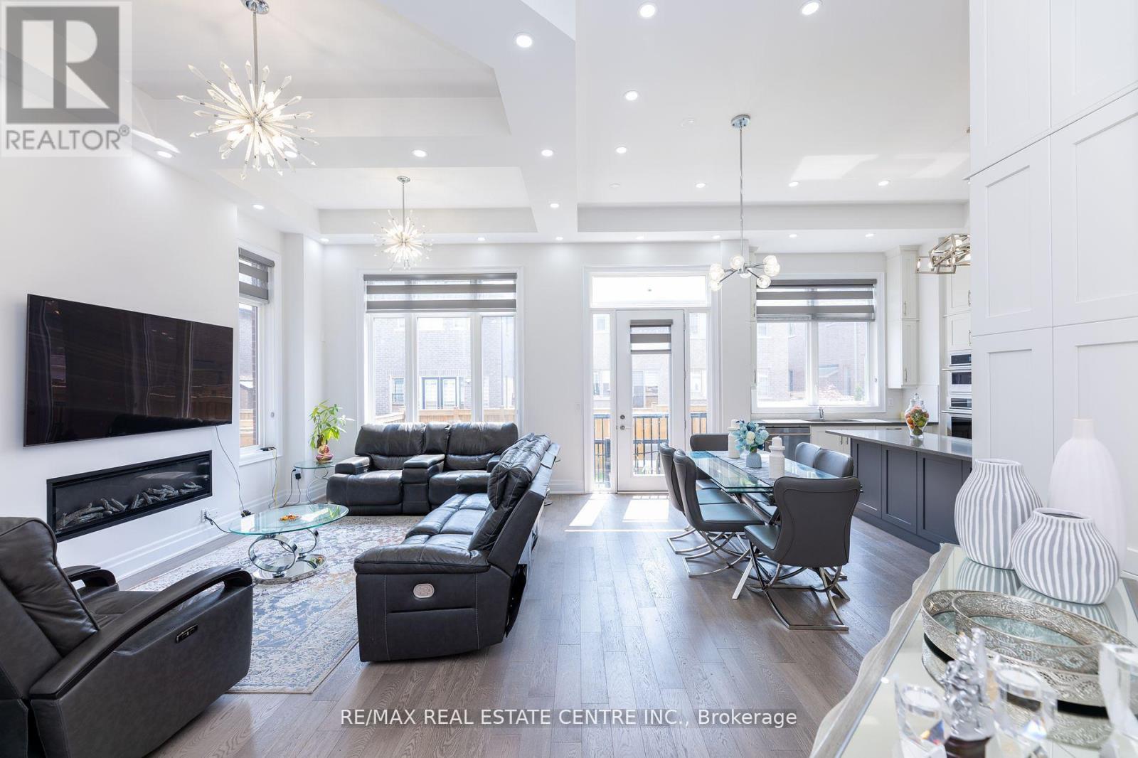 3422 Post Road N, Oakville, Ontario  L6H 0Y4 - Photo 10 - W12485897