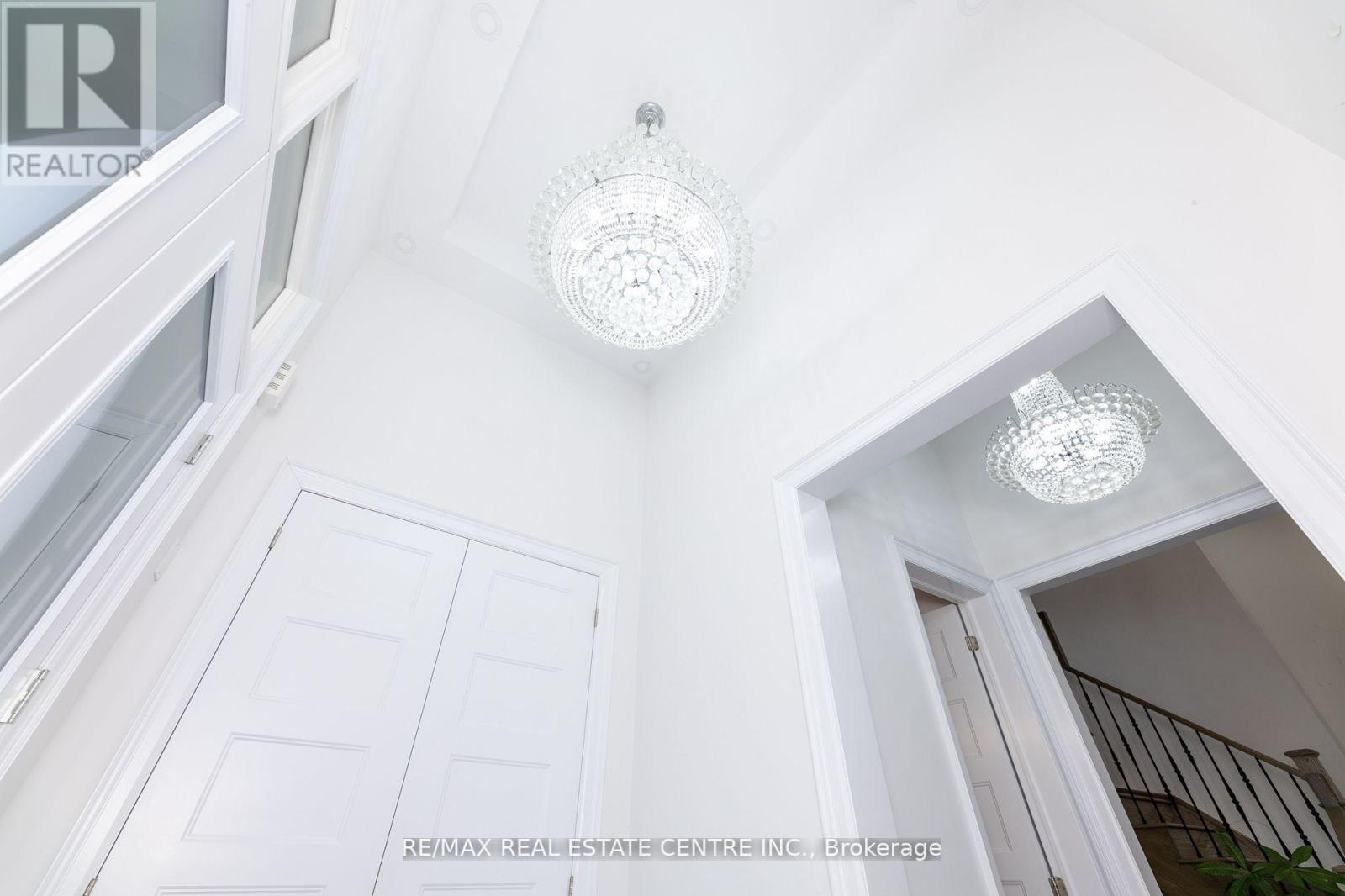 3422 Post Road N, Oakville, Ontario  L6H 0Y4 - Photo 5 - W12485897