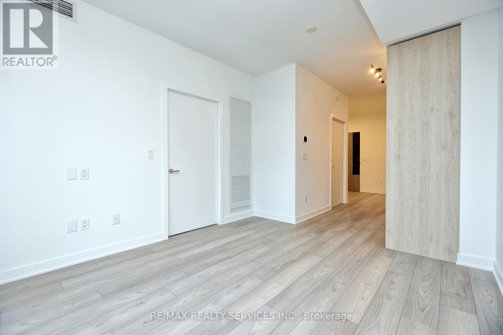 305 - 1007 The Queensway, Toronto, Ontario  M8Z 6C7 - Photo 13 - W12485918
