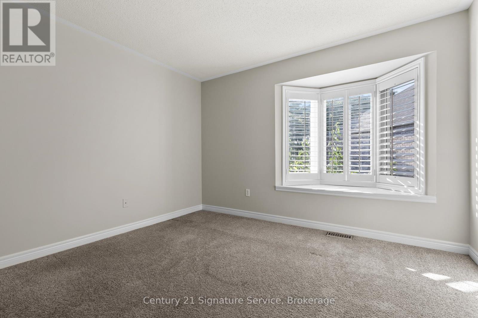 54 Millhouse Mews, Brampton, Ontario  L6Y 5J8 - Photo 22 - W12485957