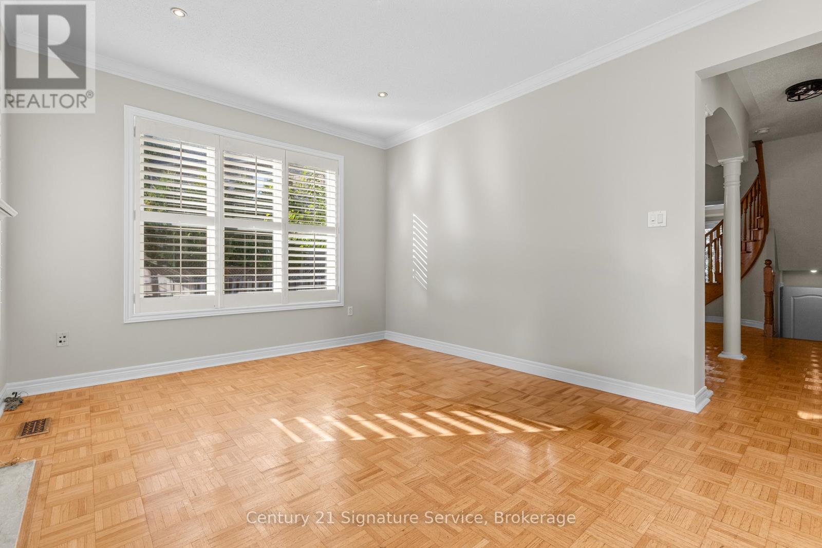 54 Millhouse Mews, Brampton, Ontario  L6Y 5J8 - Photo 9 - W12485957