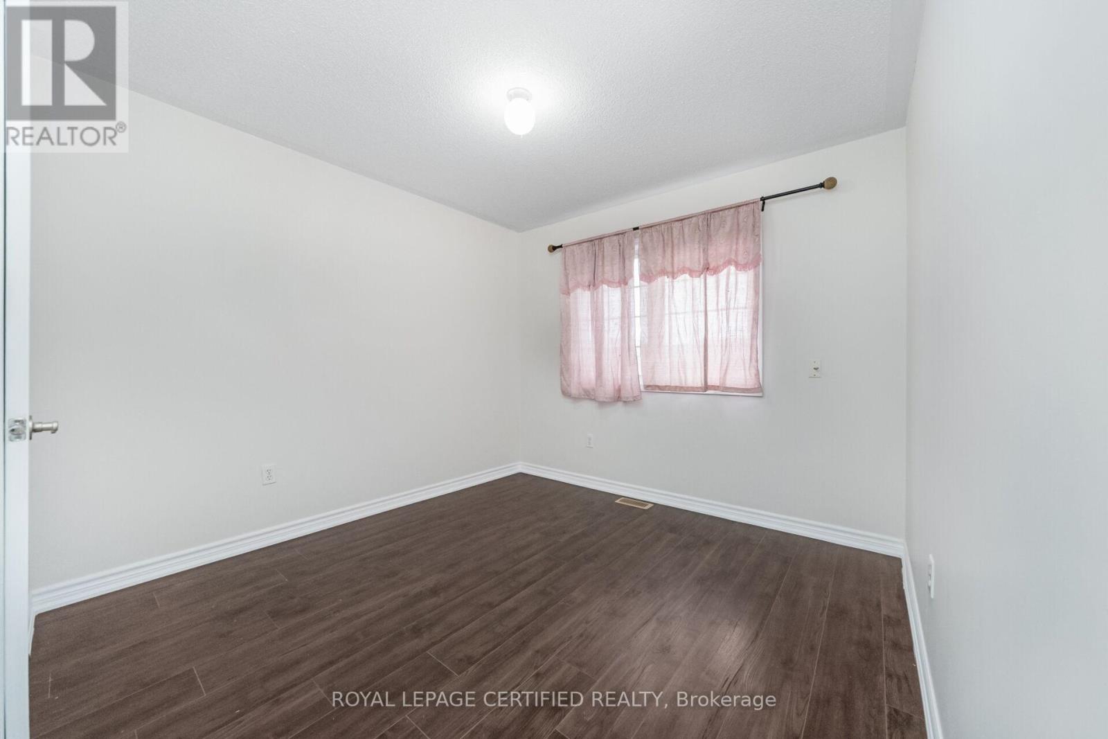 76 Saddleback Square, Brampton, Ontario  L6X 4T9 - Photo 15 - W12485972