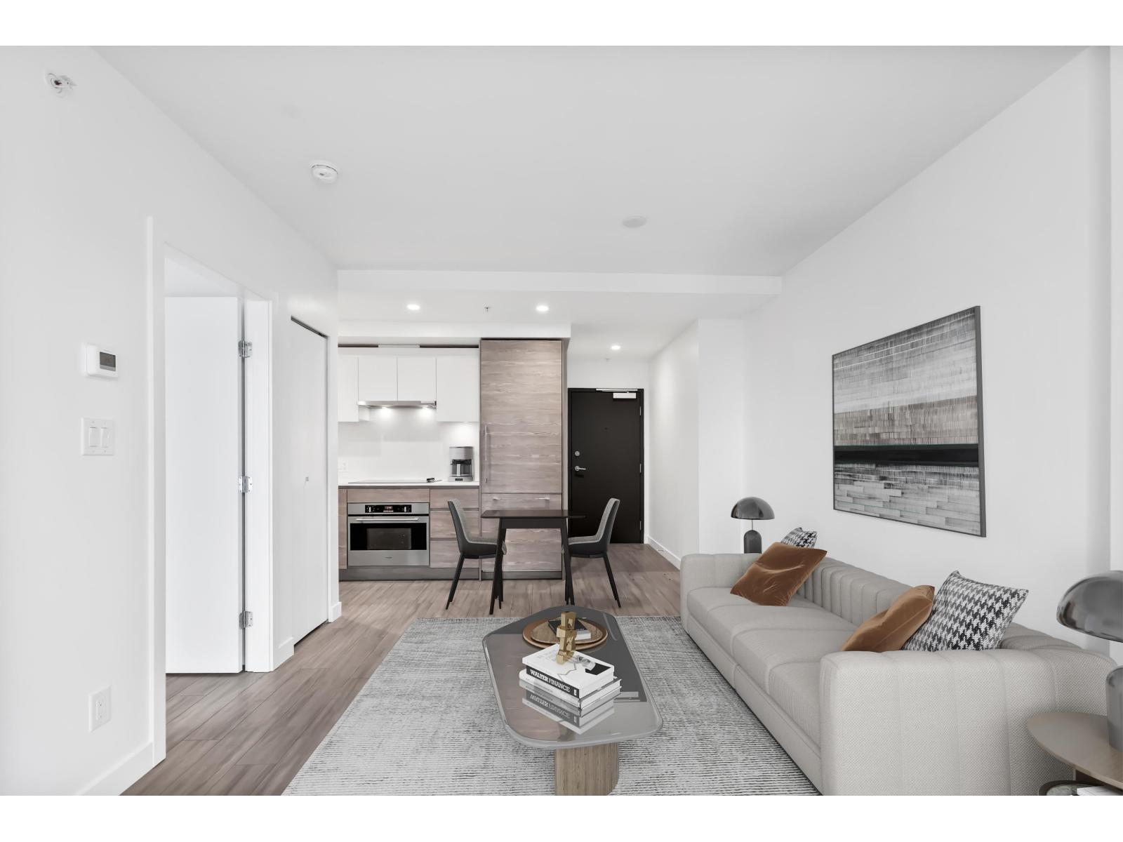 2406 13655 Fraser Highway, Surrey, British Columbia  V3T 0P8 - Photo 4 - R3062259