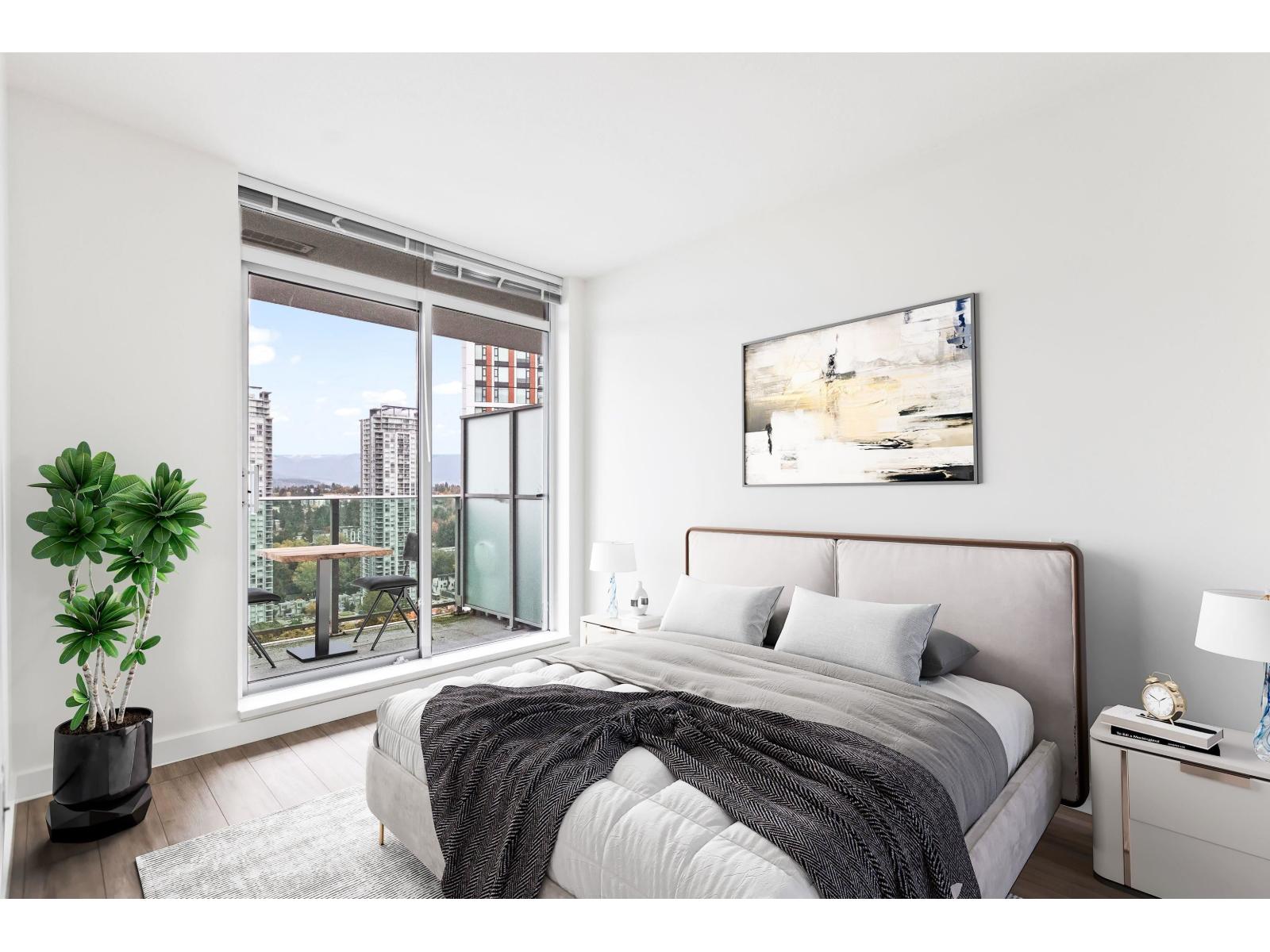 2406 13655 Fraser Highway, Surrey, British Columbia  V3T 0P8 - Photo 2 - R3062259