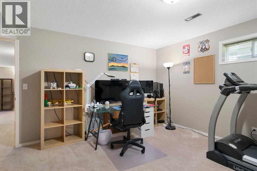 341 Sunset Place, Okotoks, Alberta  T1S 1P7 - Photo 27 - A2254056