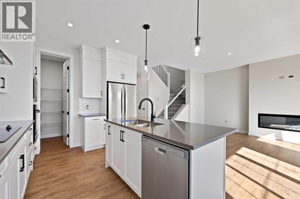 496 Lewisburg Place Ne, Calgary, Alberta  T3P 2N6 - Photo 4 - A2266211