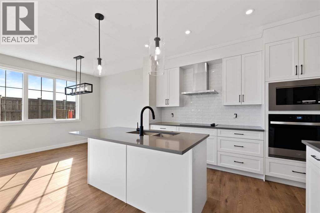 496 Lewisburg Place Ne, Calgary, Alberta  T3P 2N6 - Photo 2 - A2266211