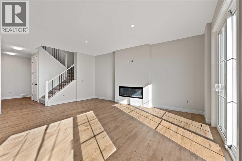 496 Lewisburg Place Ne, Calgary, Alberta  T3P 2N6 - Photo 9 - A2266211