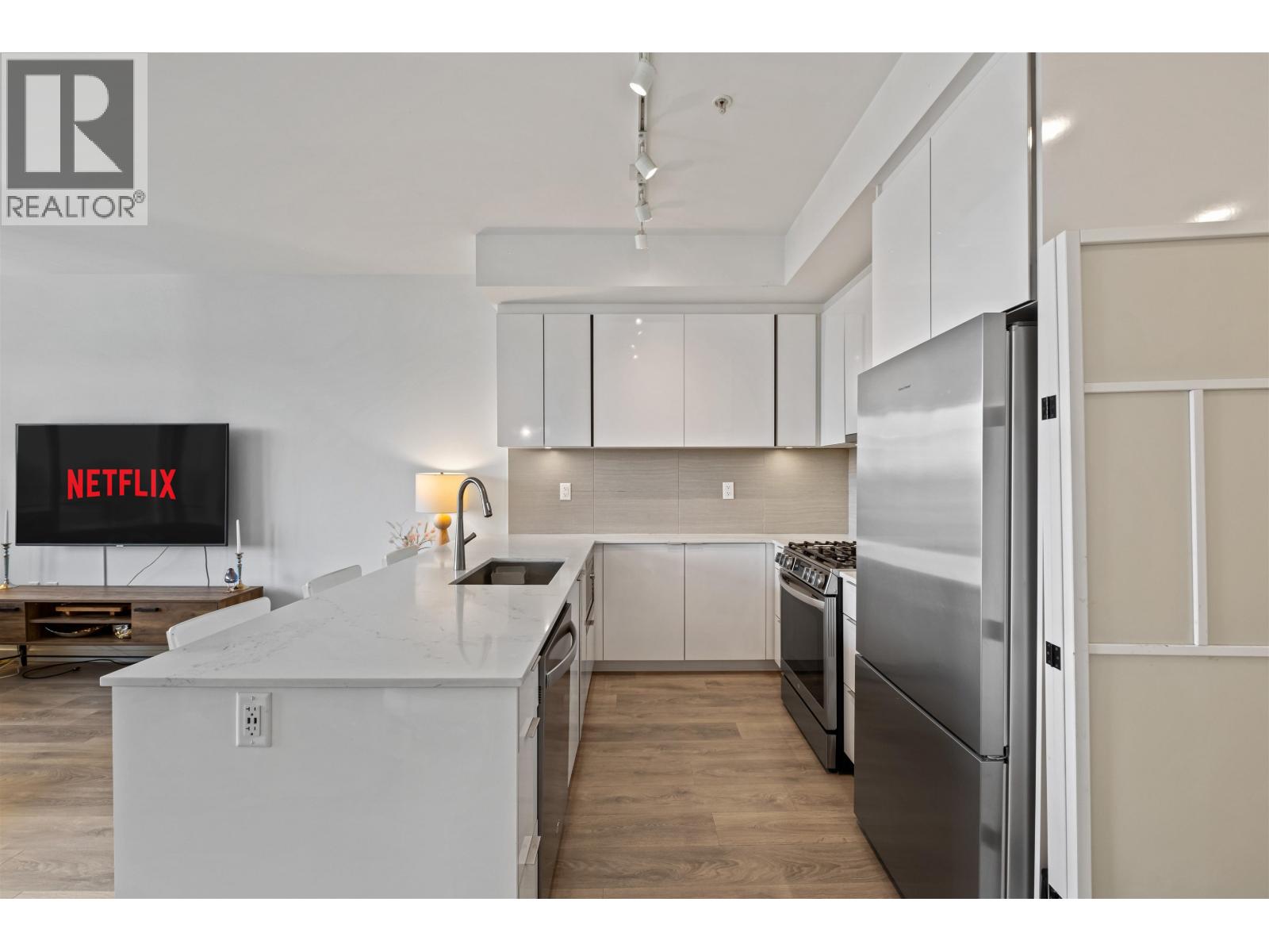 505 725 Marine Drive, North Vancouver, British Columbia  V7M 0G2 - Photo 12 - R3062427