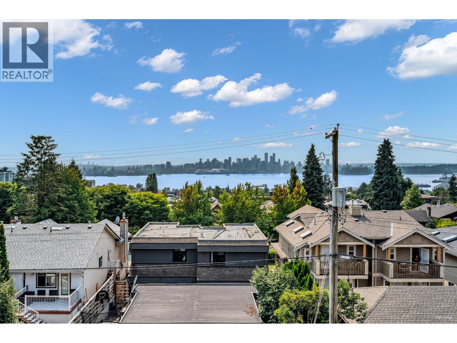 255 W 6th Street, North Vancouver, British Columbia  V7M 1K7 - Photo 33 - R3062428