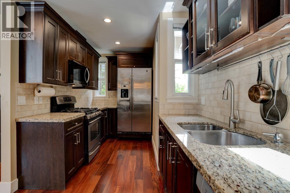 1626 St. Andrews Avenue, North Vancouver, British Columbia  V7L 3L6 - Photo 10 - R3062435