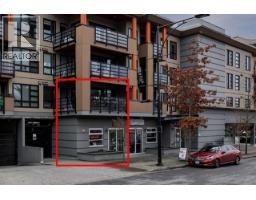 202 857 W 15TH STREET, North Vancouver, British Columbia