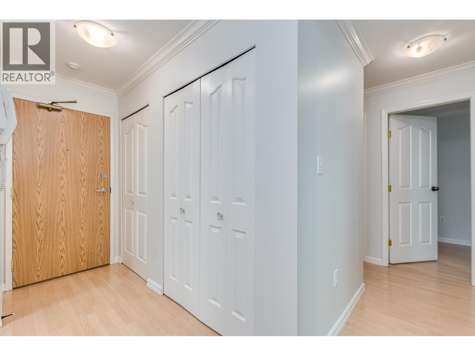 205 1200 Pacific Street, Coquitlam, British Columbia  V3B 6K2 - Photo 3 - R3062458