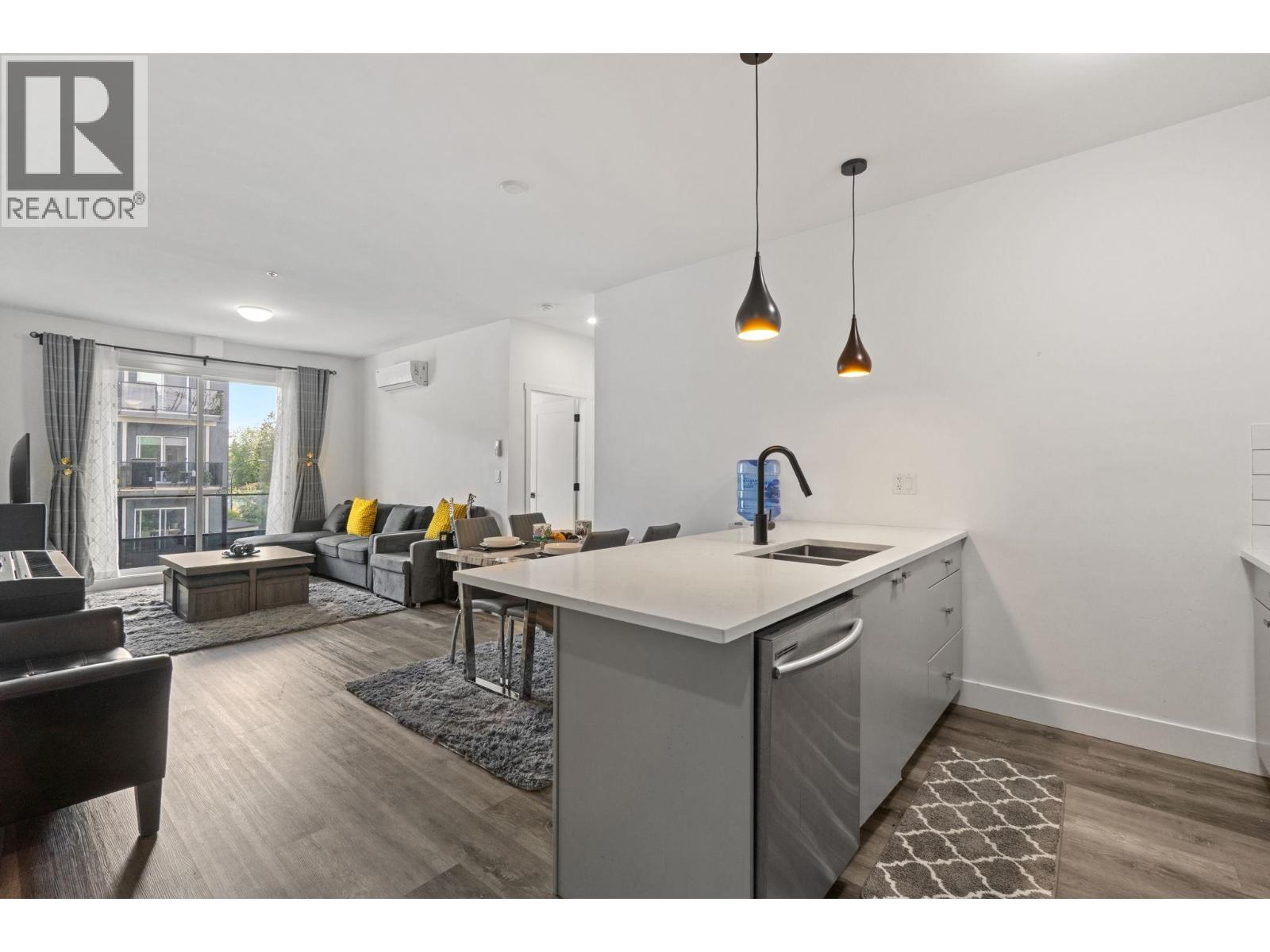 Ph14 12320 222 Street, Maple Ridge, British Columbia  V2X 4K8 - Photo 3 - R3062467