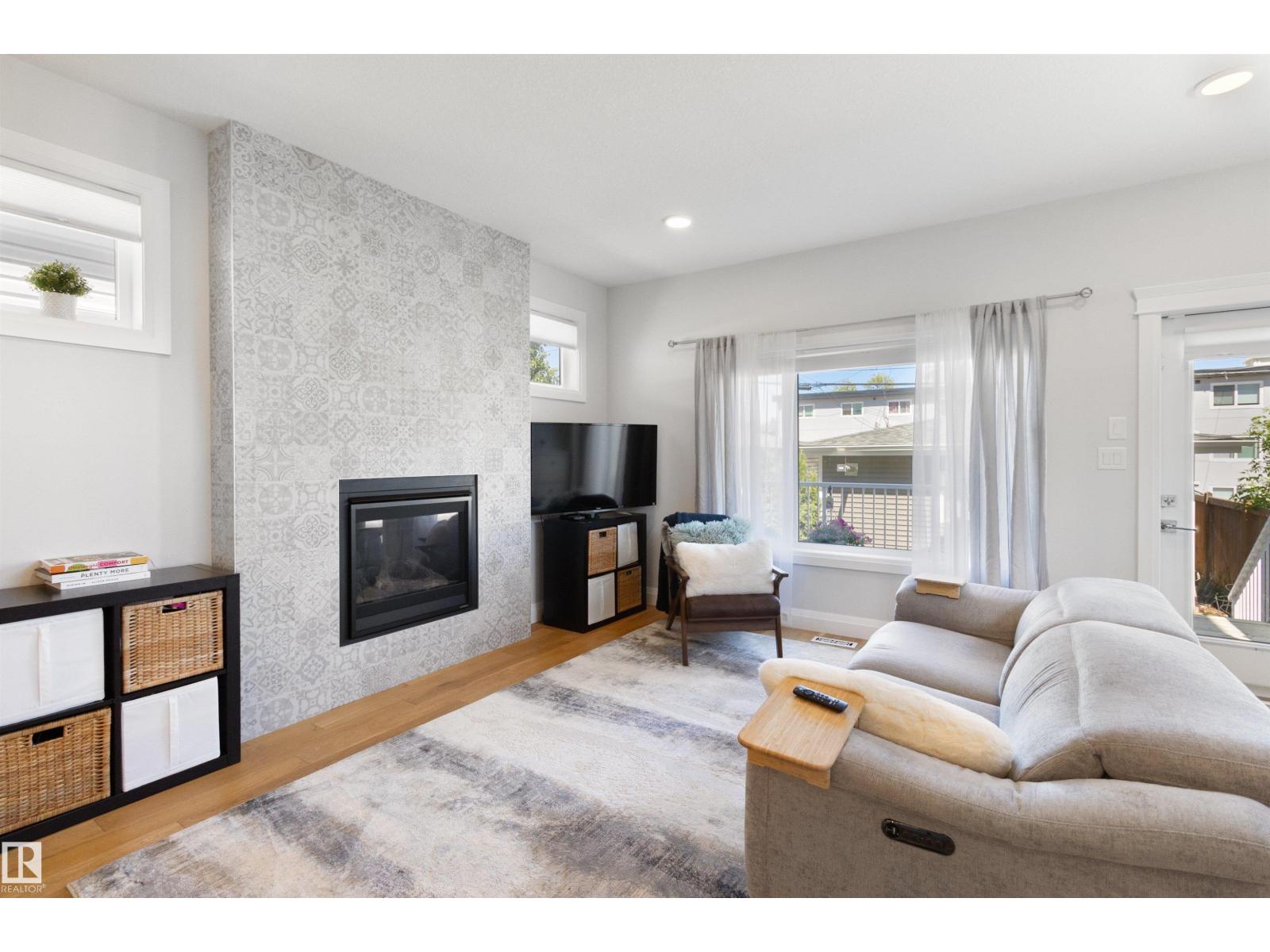 8534 81 Av Nw, Edmonton, Alberta  T6C 0W4 - Photo 15 - E4463768