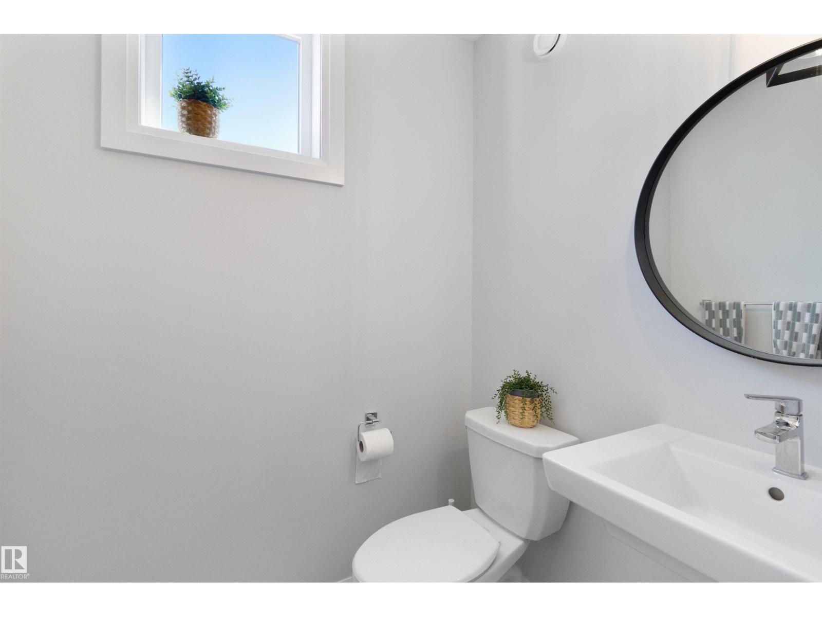 8534 81 Av Nw, Edmonton, Alberta  T6C 0W4 - Photo 17 - E4463768