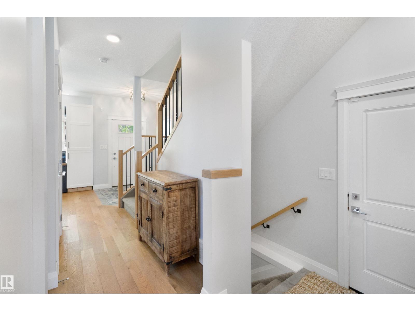 8534 81 Av Nw, Edmonton, Alberta  T6C 0W4 - Photo 28 - E4463768