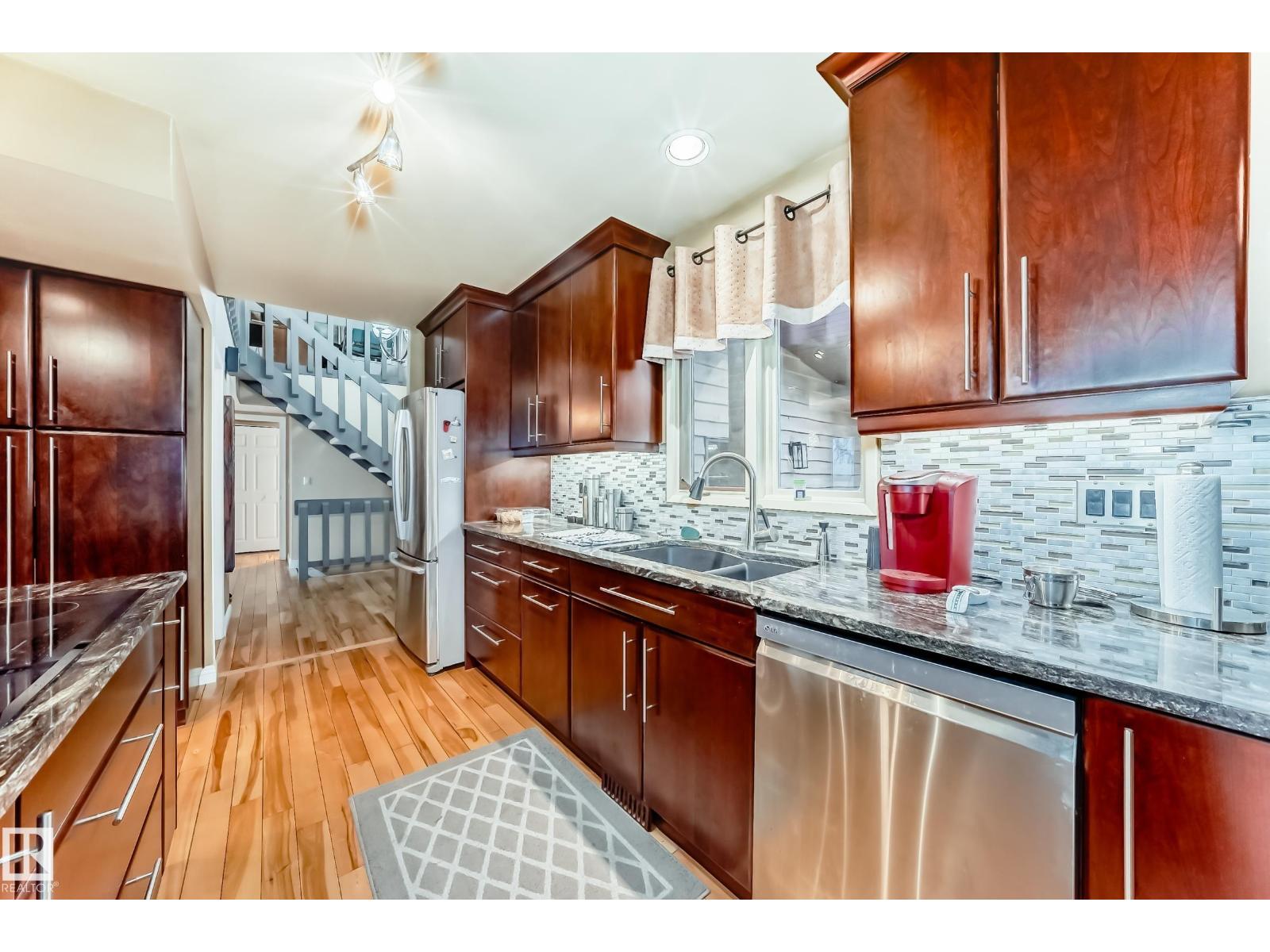 52 Woodstock Dr, Sherwood Park, Alberta  T8A 4C3 - Photo 12 - E4463770