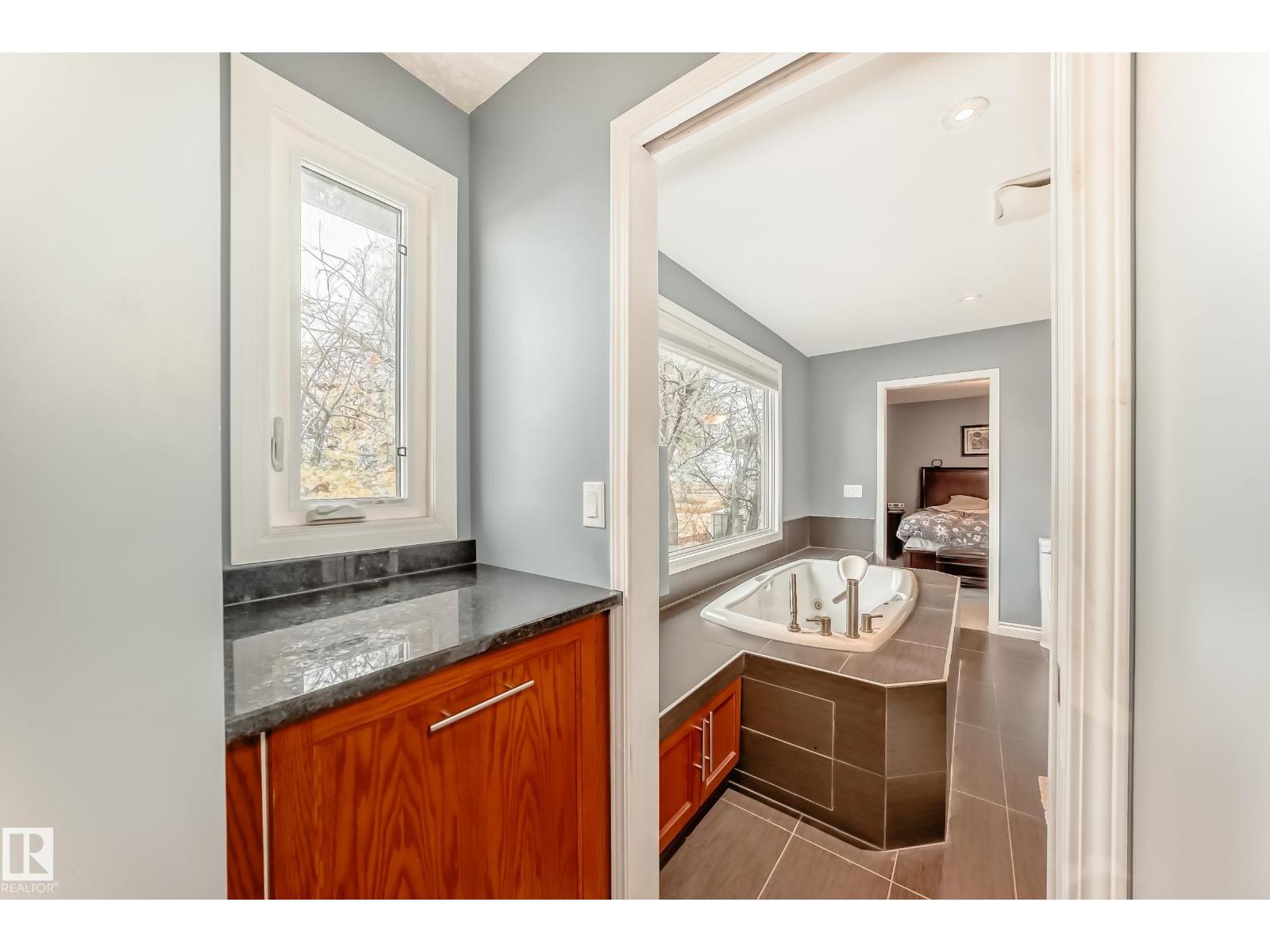 52 Woodstock Dr, Sherwood Park, Alberta  T8A 4C3 - Photo 35 - E4463770