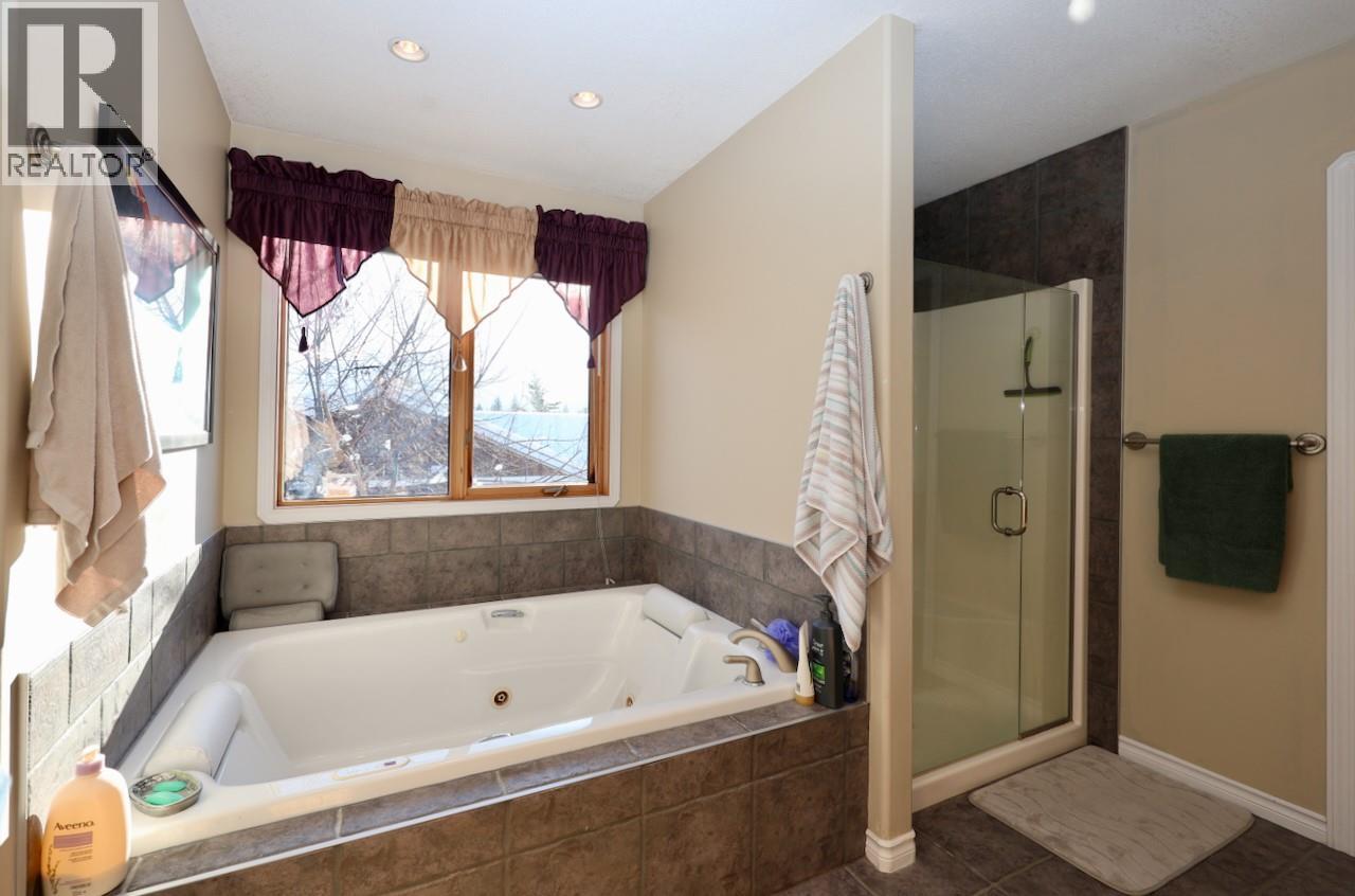 1508 Poplar Street, Golden, British Columbia  V0A 1H0 - Photo 30 - 10366919