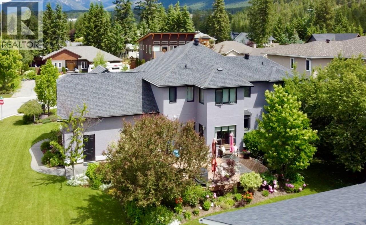 1508 Poplar Street, Golden, British Columbia  V0A 1H0 - Photo 45 - 10366919