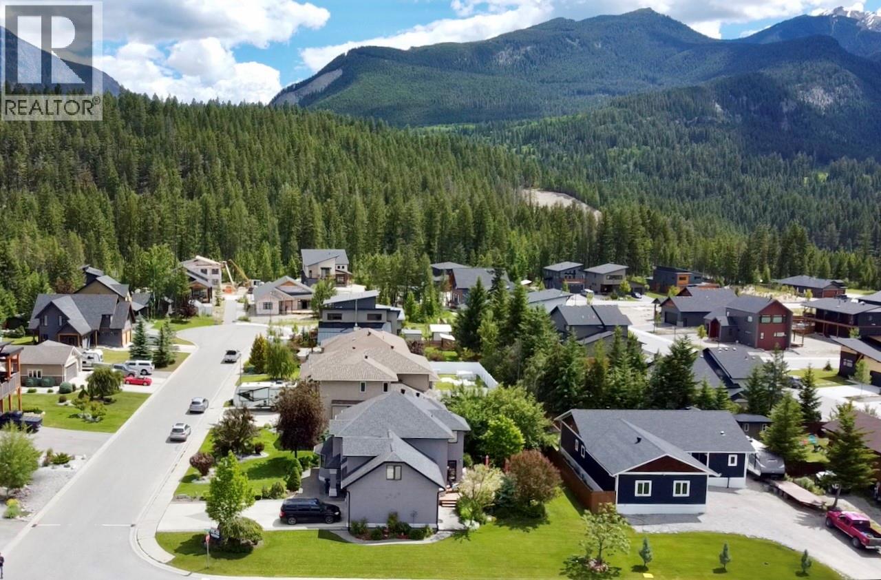 1508 Poplar Street, Golden, British Columbia  V0A 1H0 - Photo 54 - 10366919