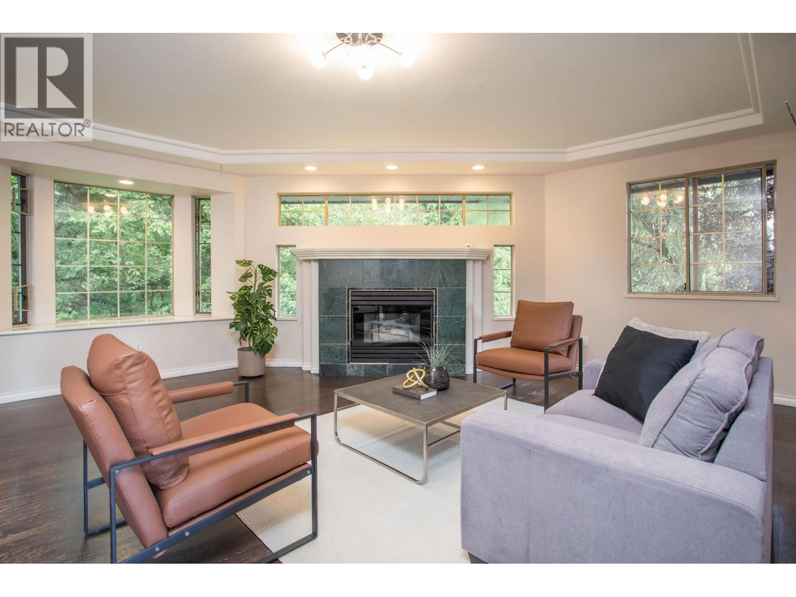 1005 Alderson Avenue, Coquitlam, British Columbia  V3K 1V8 - Photo 5 - R3062477