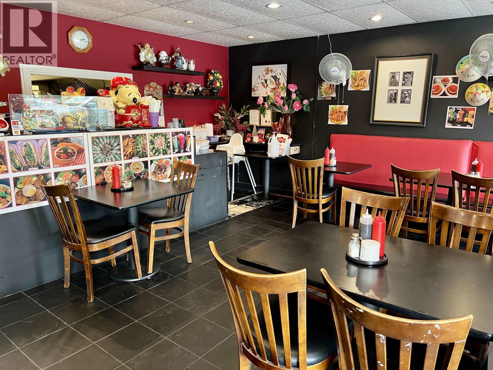 5937 HASTINGS STREET, Burnaby, British Columbia