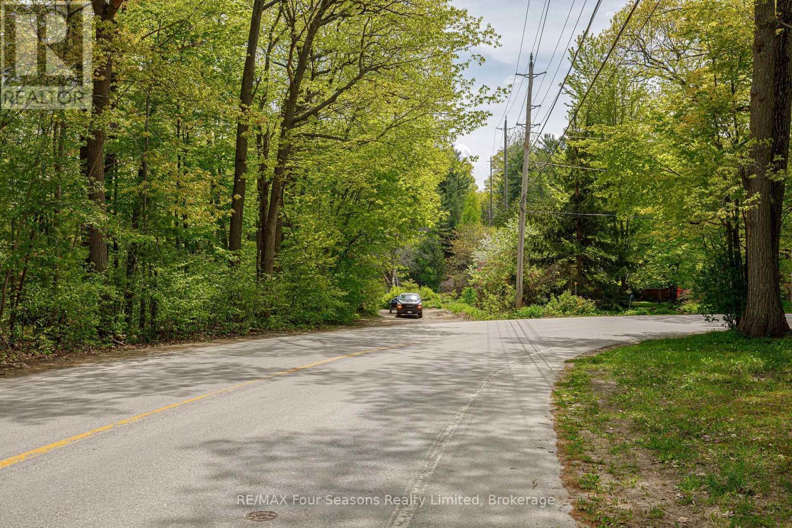 828 Oxbow Park Drive, Wasaga Beach, Ontario  L9Z 2V1 - Photo 22 - S12482344