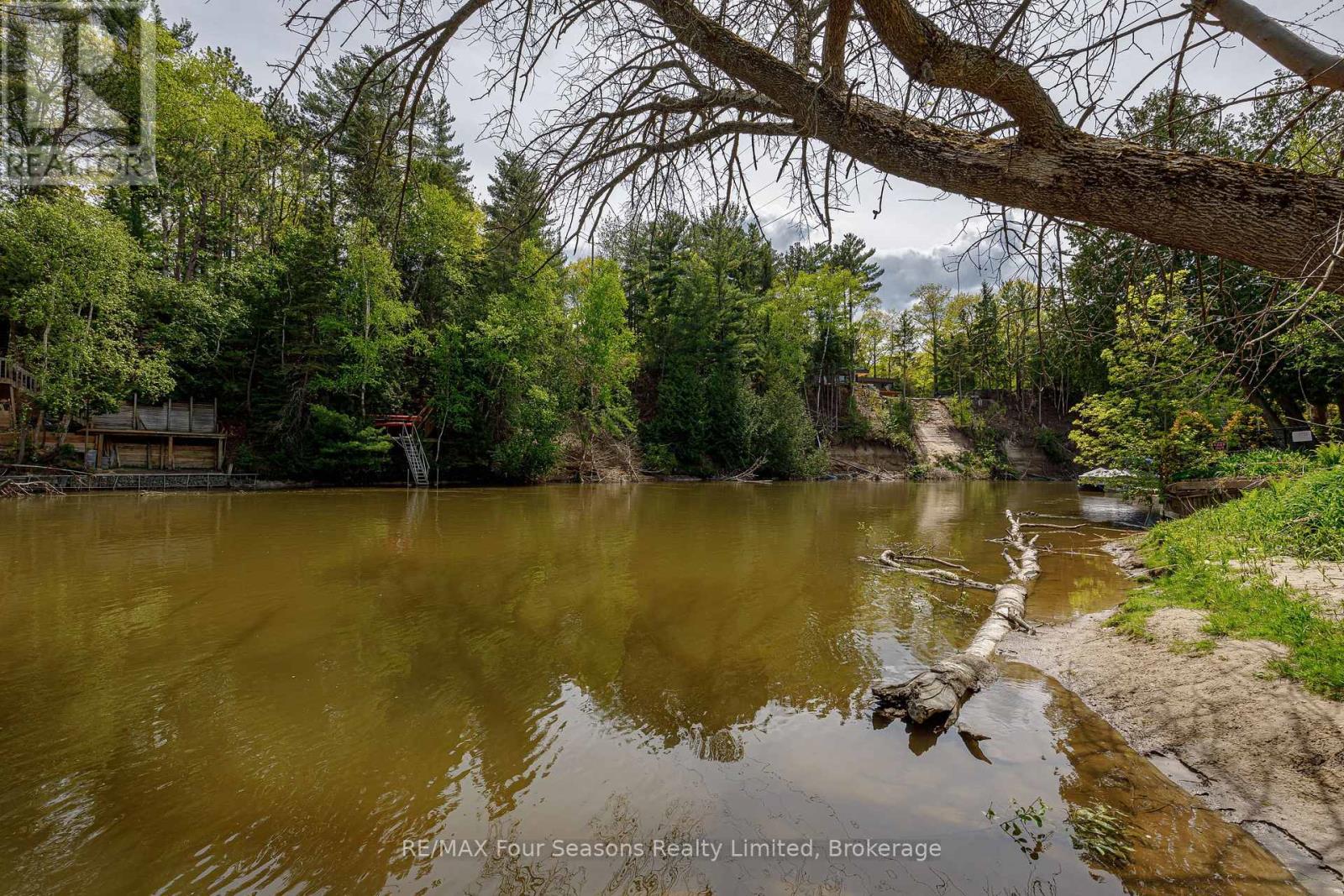 828 Oxbow Park Drive, Wasaga Beach, Ontario  L9Z 2V1 - Photo 34 - S12482344