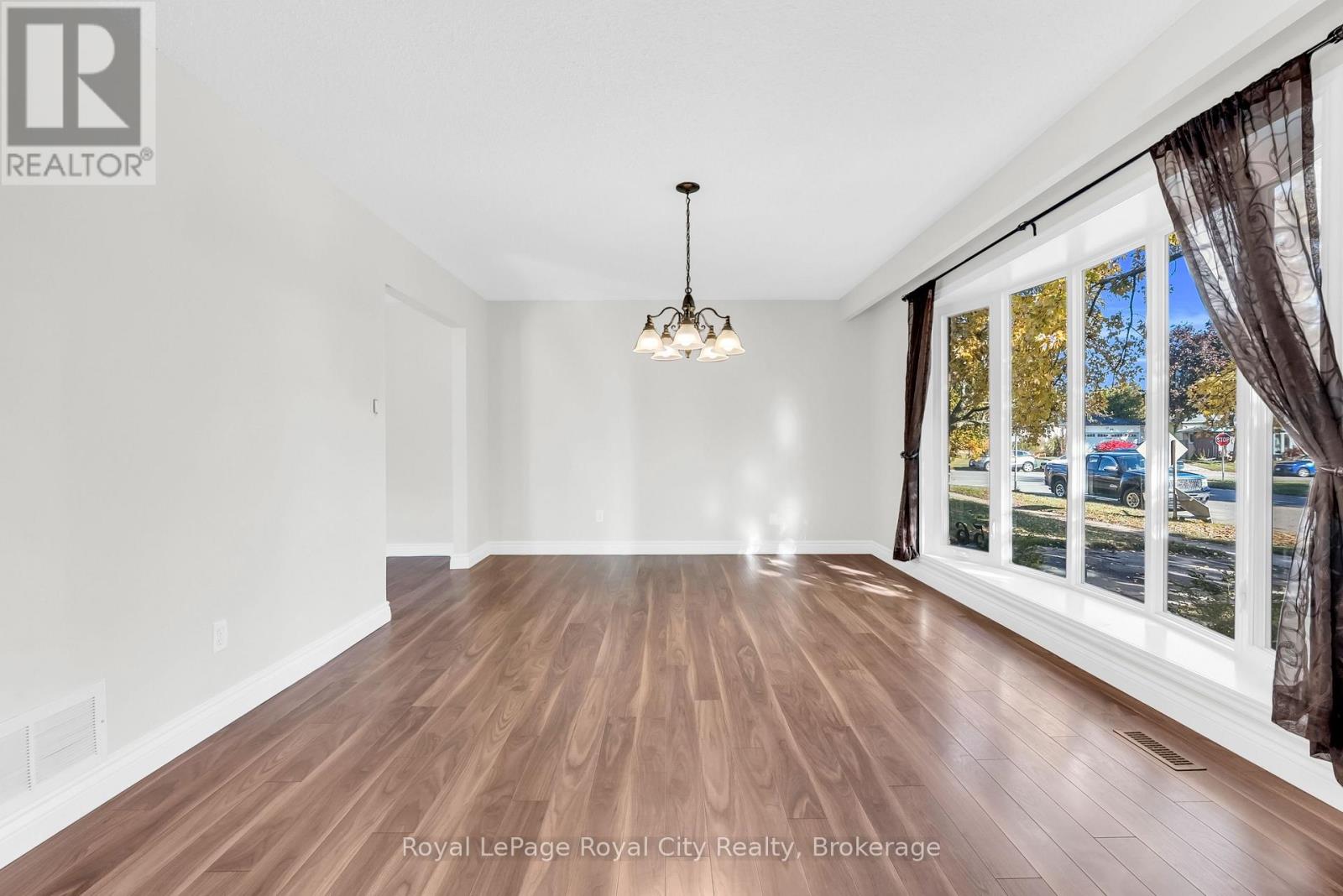 56 Forest Drive, Brant, Ontario  N3L 3L9 - Photo 14 - X12483759