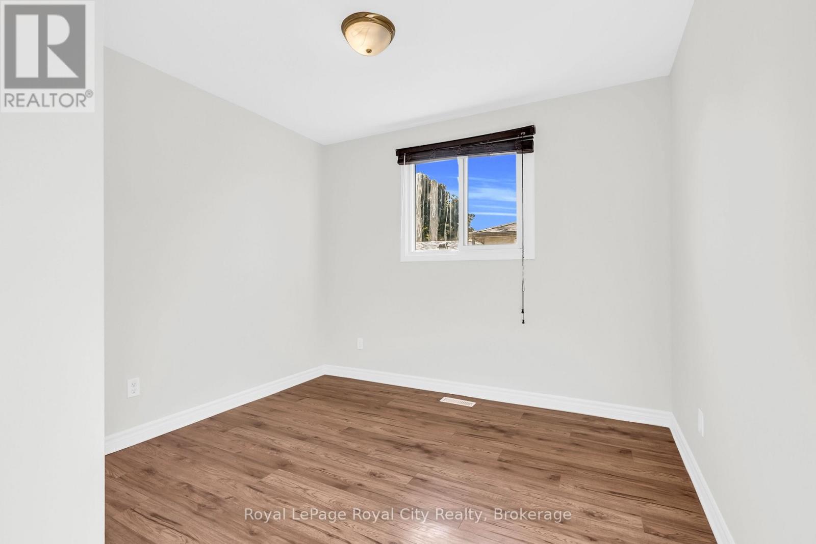 56 Forest Drive, Brant, Ontario  N3L 3L9 - Photo 27 - X12483759