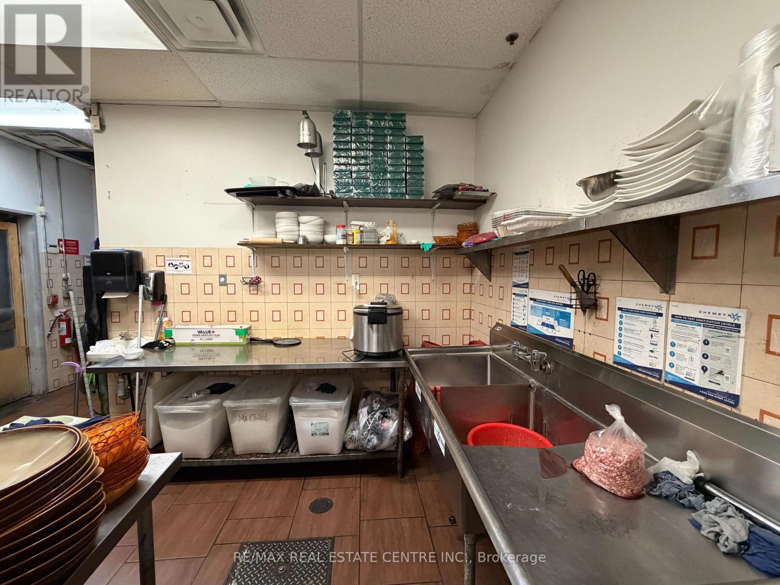 103a - 265 King George Road, Brantford, Ontario  N3R 6Y1 - Photo 25 - X12485866