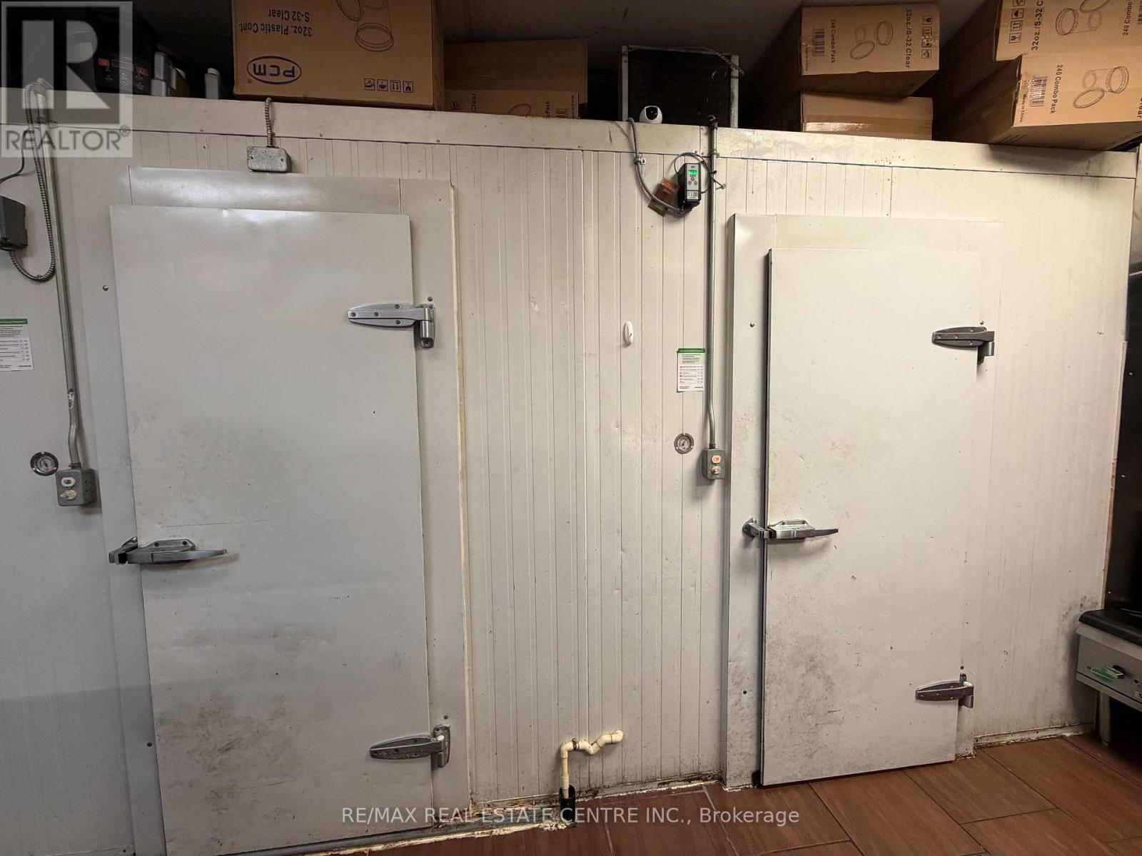 103a - 265 King George Road, Brantford, Ontario  N3R 6Y1 - Photo 29 - X12485866