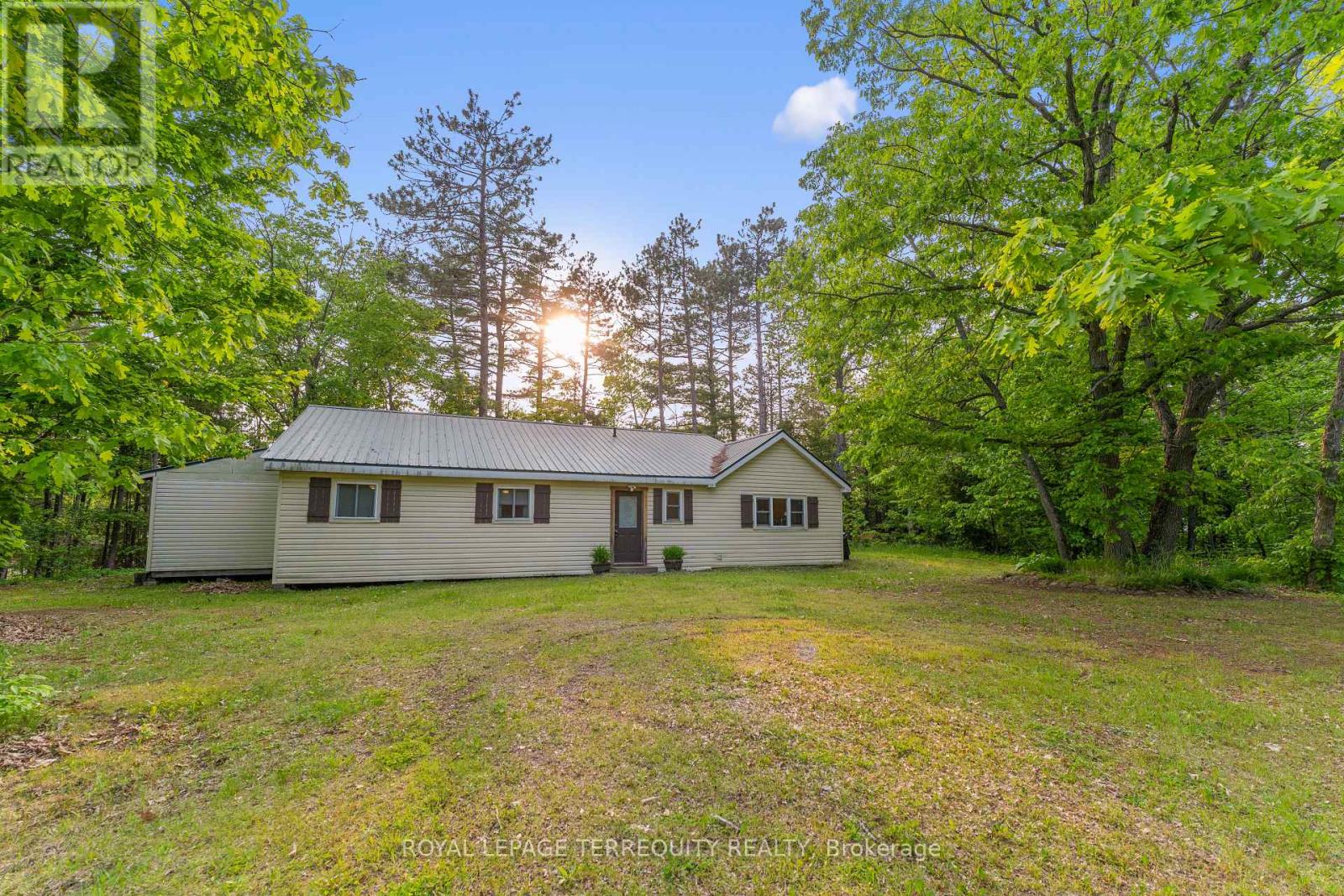 240 Burnt Dam Road, Havelock-Belmont-Methuen, Ontario  K0L 1Z0 - Photo 4 - X12485874