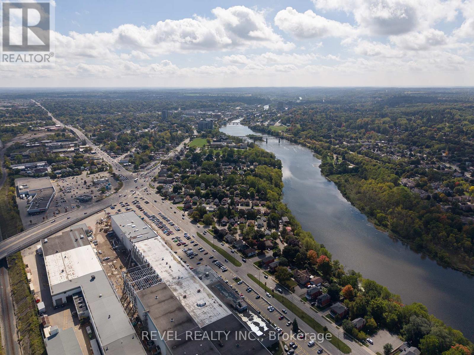 24 Avenue Road, Cambridge, Ontario  N1R 1B7 - Photo 32 - X12485886