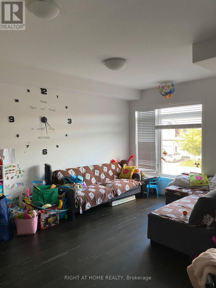 161 - 30 Times Square Boulevard, Hamilton (Stoney Creek), Ontario  L8J 0L6 - Photo 8 - X12485962