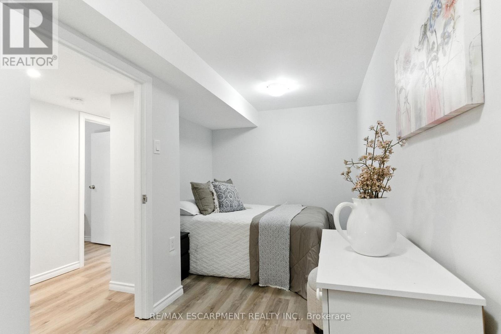 10 Sheffield Avenue, Brantford, Ontario  N3S 6V8 - Photo 26 - X12485966