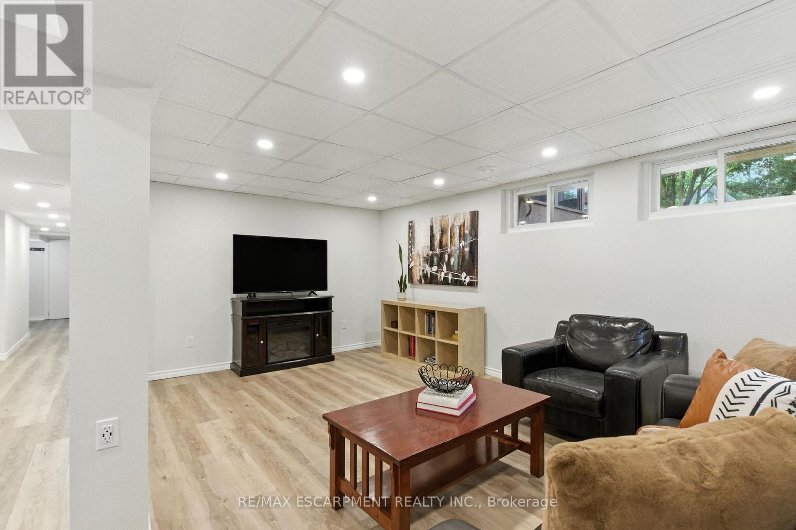 10 Sheffield Avenue, Brantford, Ontario  N3S 6V8 - Photo 37 - X12485966