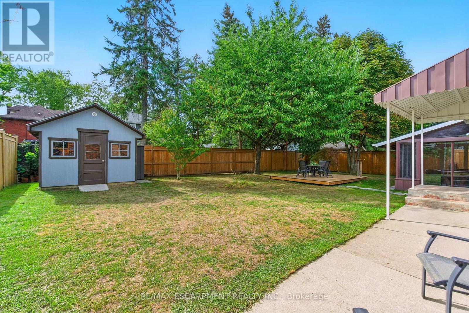 10 Sheffield Avenue, Brantford, Ontario  N3S 6V8 - Photo 39 - X12485966