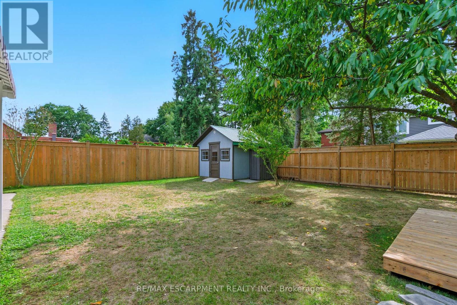 10 Sheffield Avenue, Brantford, Ontario  N3S 6V8 - Photo 43 - X12485966