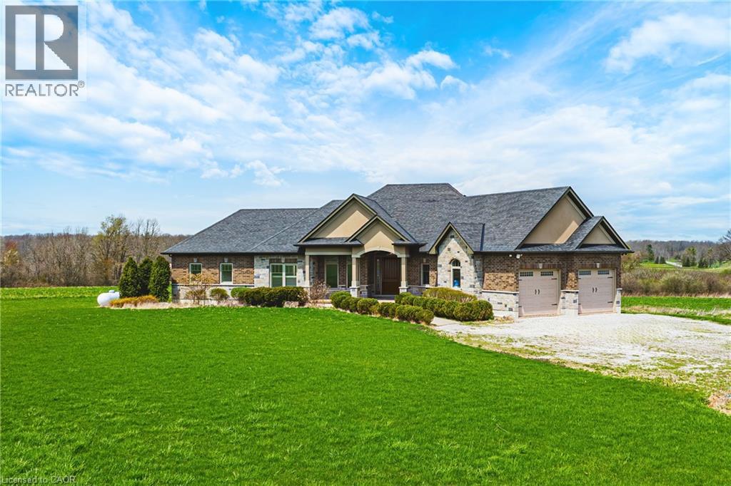 15 REEDS Road, Cayuga, Ontario