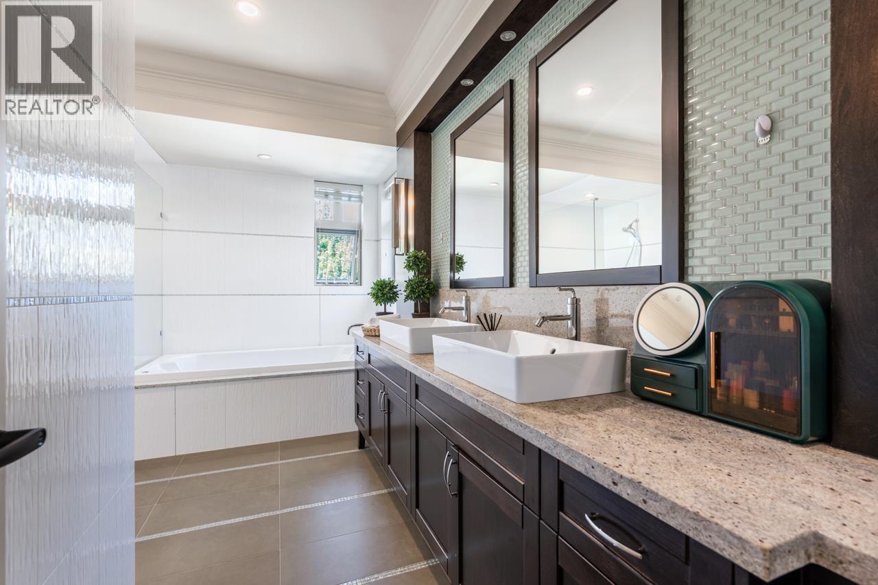 6851 Gamba Drive, Richmond, British Columbia  V7C 2G4 - Photo 20 - R3042492