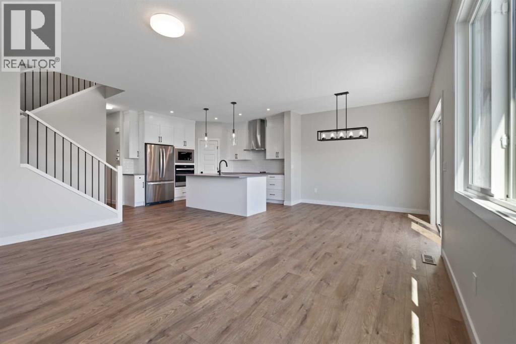 71 Saddlebred Place, Cochrane, Alberta  T4C 3E7 - Photo 12 - A2238697