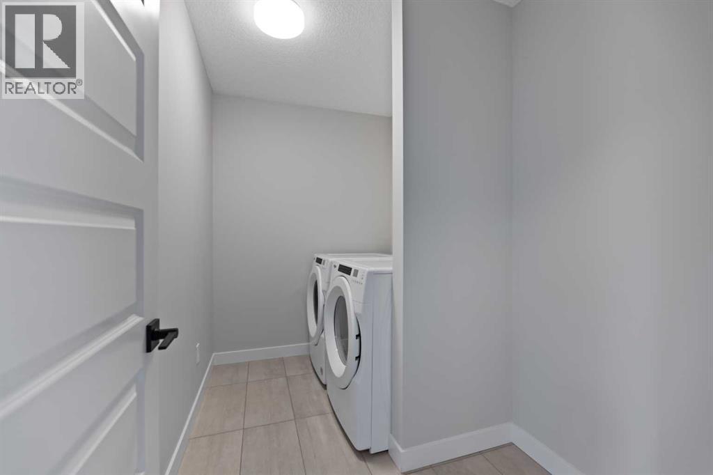 71 Saddlebred Place, Cochrane, Alberta  T4C 3E7 - Photo 18 - A2238697