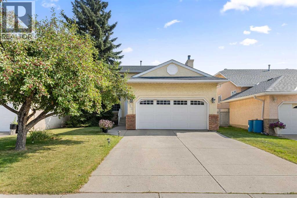 933 Applewood Drive SE, Calgary, Alberta