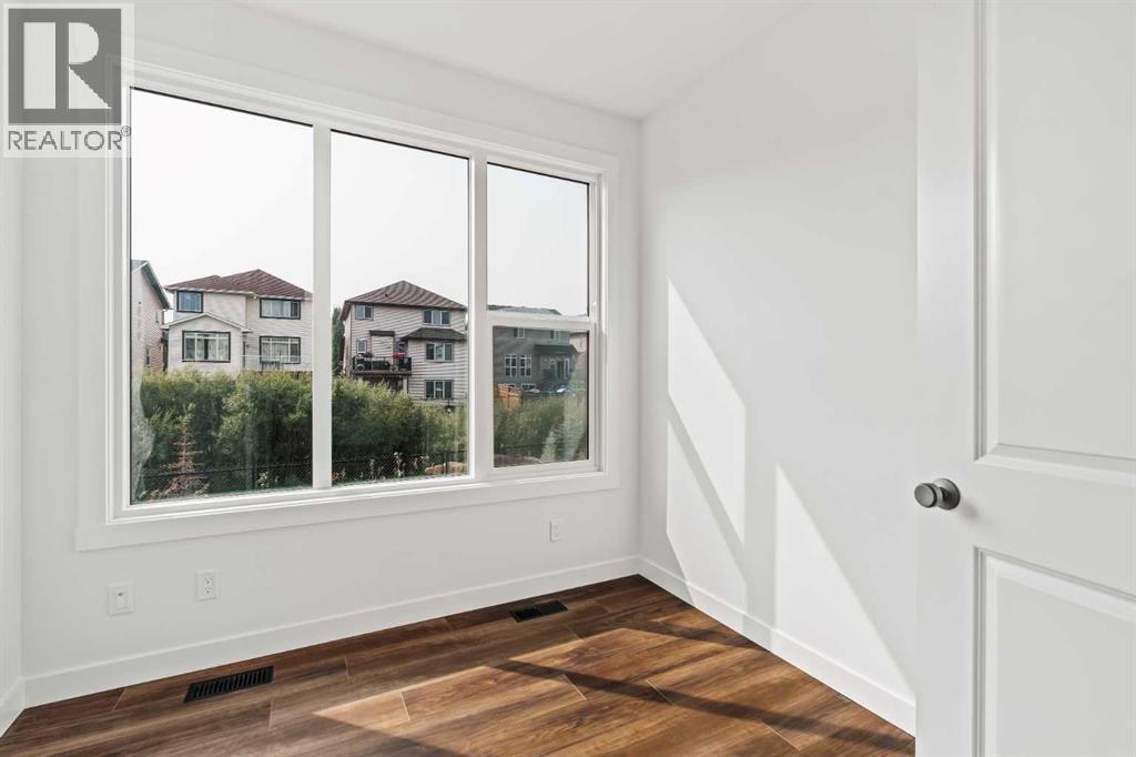 275 Silver Spruce Grove Sw, Calgary, Alberta  T2X 5M3 - Photo 15 - A2267309